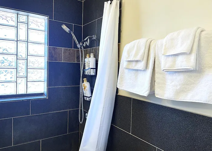 3bd, King, Brkfst, Large Tvs, Wd, Sleeps 11, Bbq Holiday home